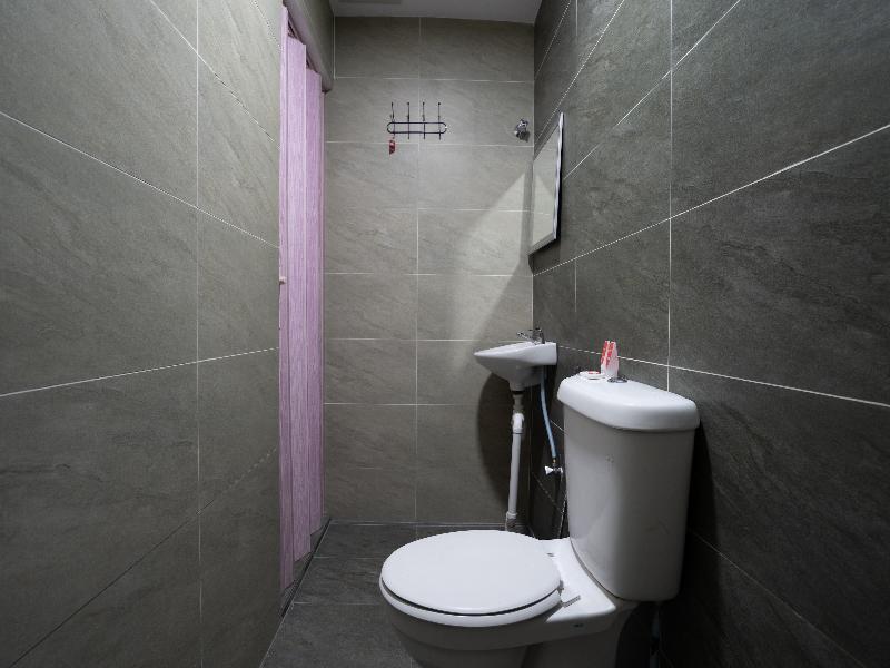 Oyo 44093 Vrm Hotel Seremban Zewnętrze zdjęcie