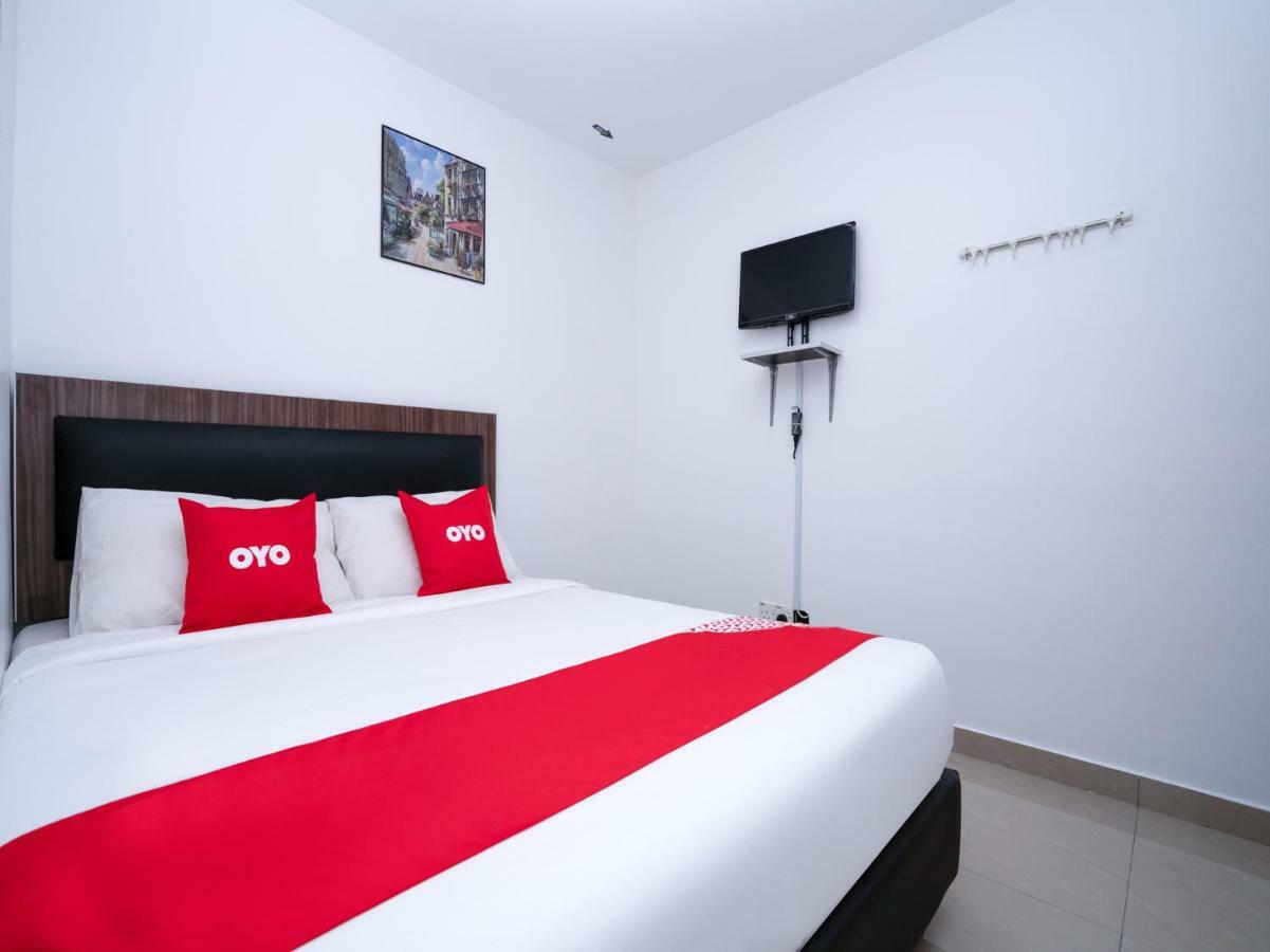Oyo 44093 Vrm Hotel Seremban Zewnętrze zdjęcie