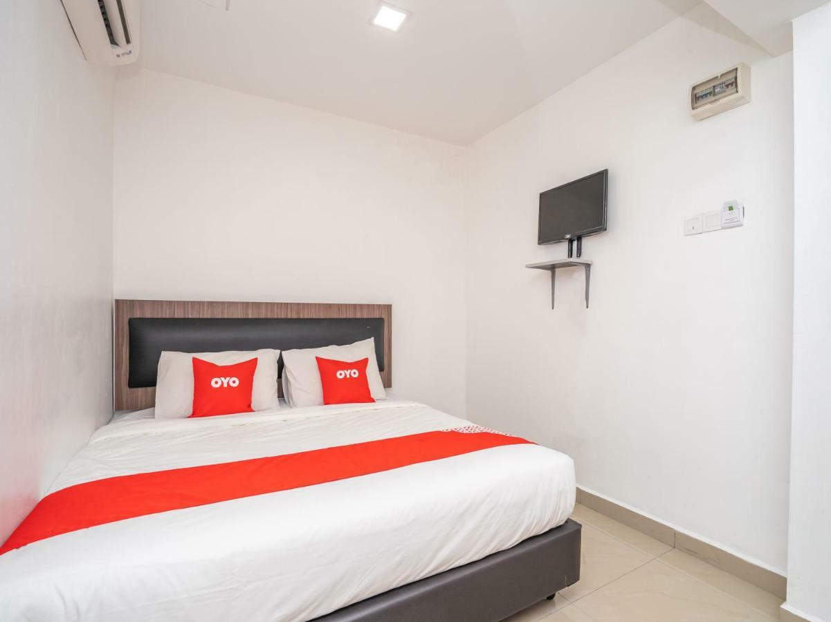 Oyo 44093 Vrm Hotel Seremban Zewnętrze zdjęcie