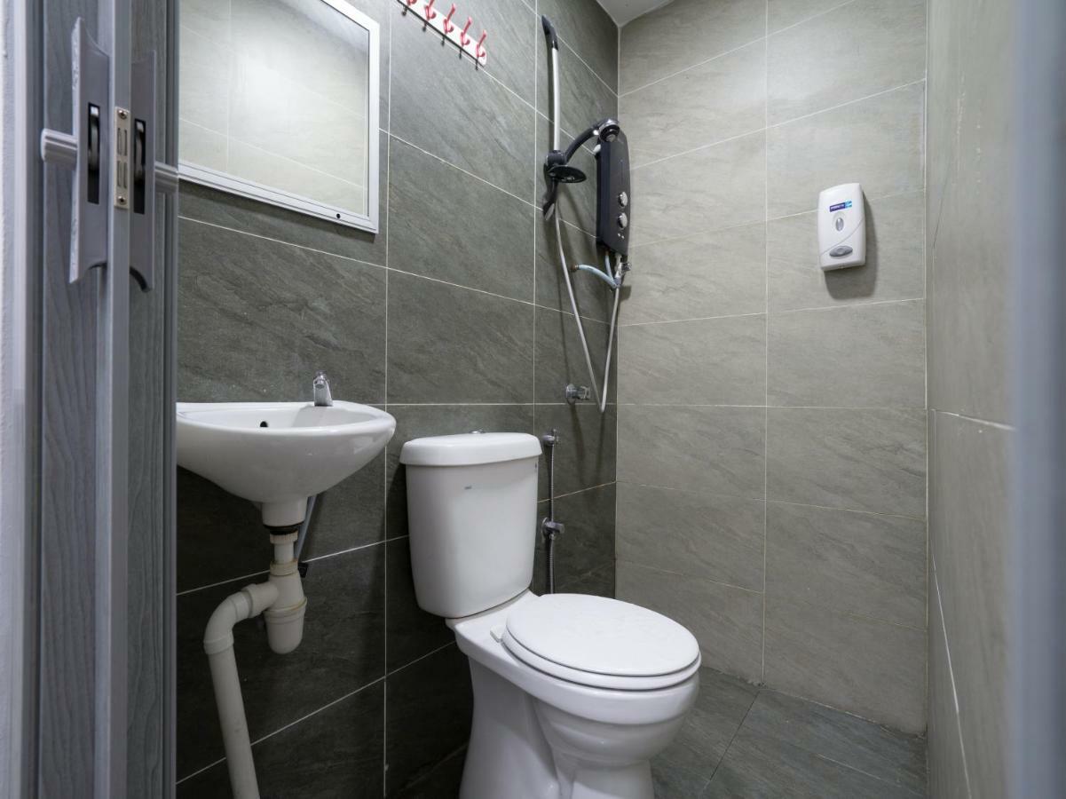 Oyo 44093 Vrm Hotel Seremban Zewnętrze zdjęcie