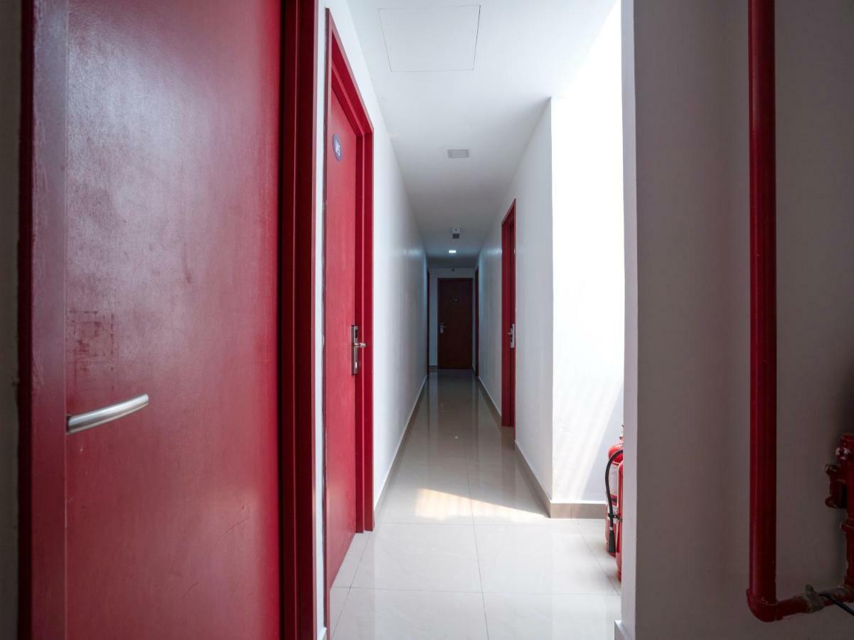 Oyo 44093 Vrm Hotel Seremban Zewnętrze zdjęcie