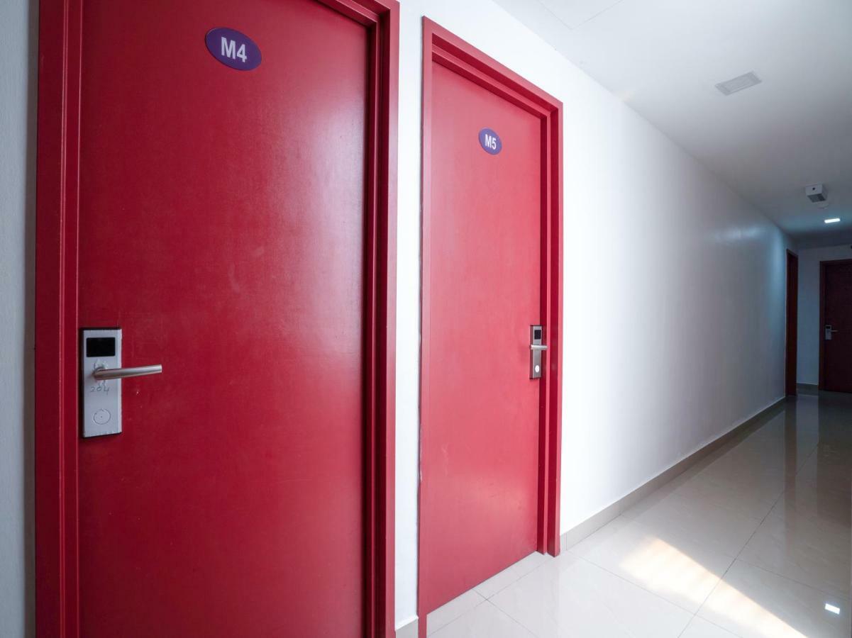 Oyo 44093 Vrm Hotel Seremban Zewnętrze zdjęcie